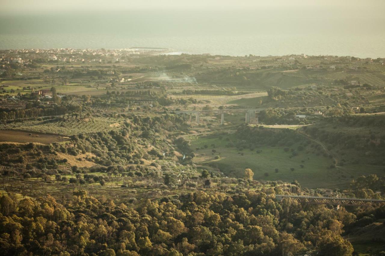 La Terrazza Di Empedocle Bed & Breakfast Agrigento Exterior photo